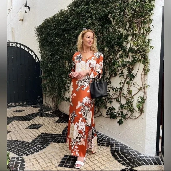 NWT Las Sureñas Tiger Romantic Silk Maxi Dress Size Medium - Picture 6 of 15